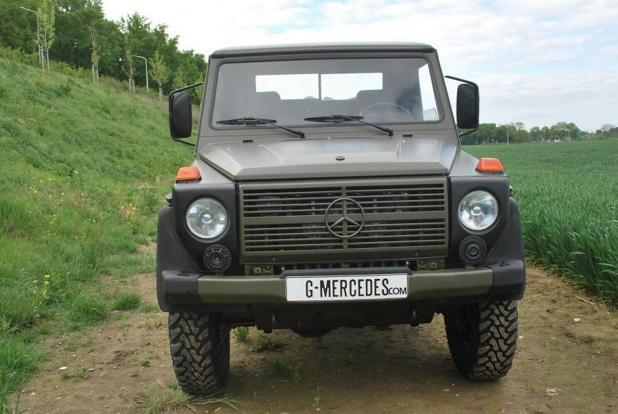 Mercedes-Benz 250 GD Pick-up 1993 года  (фото 15 из 22)